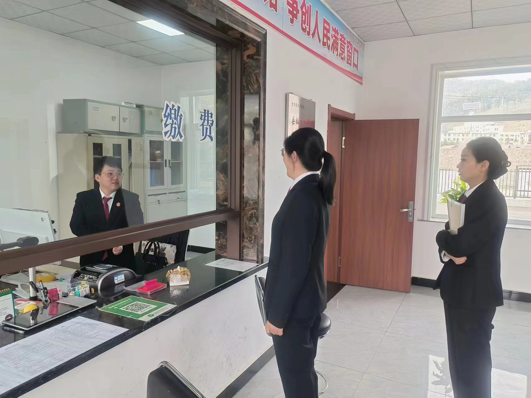 1682491098606028.jpg 9b48d759c1a4085bc4ecda9a570c5a3.jpg