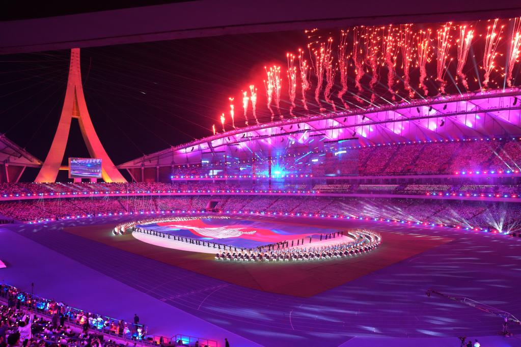 5月5日,第32届东南亚运动会在柬埔寨首都金边的国家体育场开幕。